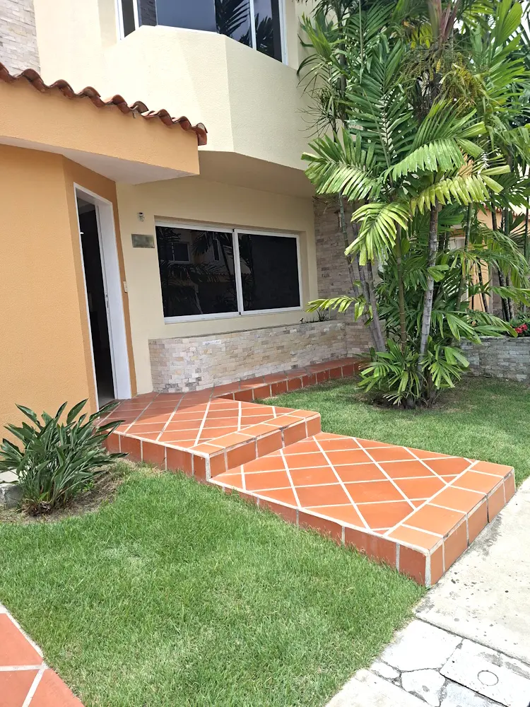 [A505002] ALQUILER | Casa en Residencias Villa París, Cabudare, estado Lara