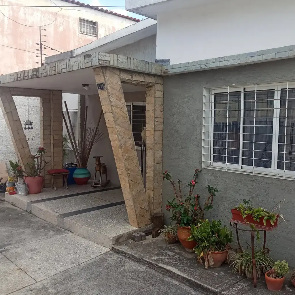 [A205002] VENTA | Casa de 3 habitaciones y 2 baños en la Urb. Morán, Barquisimeto, estado Lara