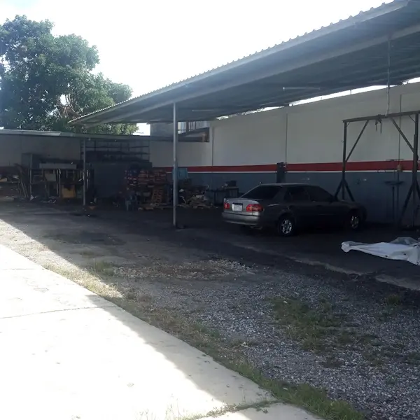 [A208006] VENTA | Galpón tipo taller mecánico en el centro-oeste de Barquisimeto, estado Lara