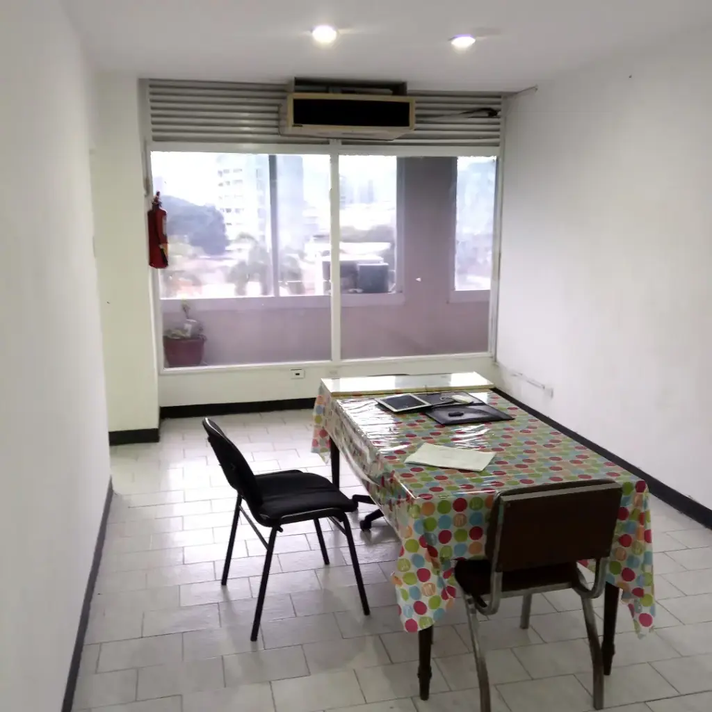 [A210006] ALQUILER | Oficina de 48 m² en Av. Lara, Barquisimeto