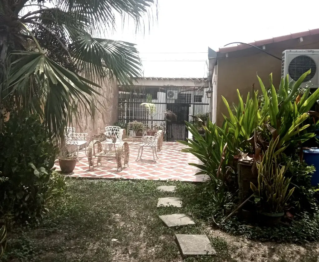 [A311003] VENTA | Casa de 381 m² de terreno, en la Urb. Altamira, Valle Hondo, Cabudare, estado Lara