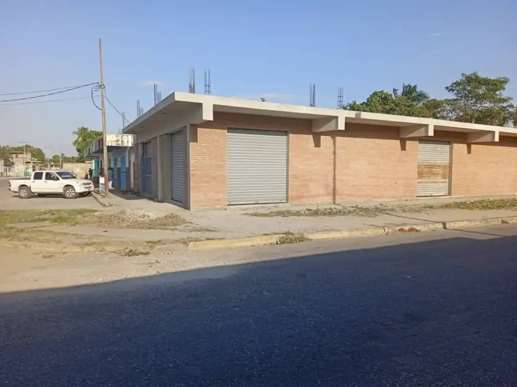 [A407006] ALQUILER | Local comercial de 80 m² en plena vía principal Tapa La Lucha, sector La Mora, Yaritagua, estado Yaracuy