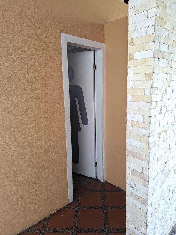 Baño del área social